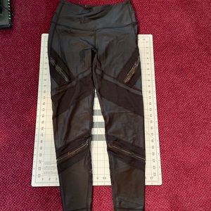 Victorias Secret Sport mesh panel leggings